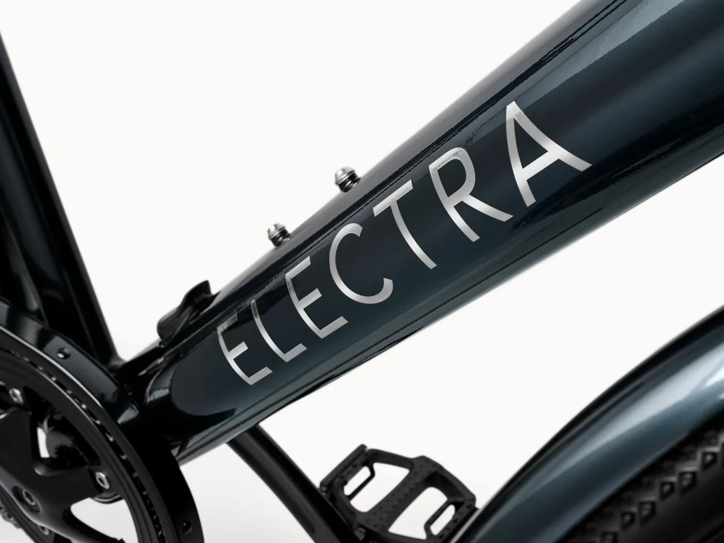 Electra Loft Go! 7D EQ City E Bike Herren M Schwarz